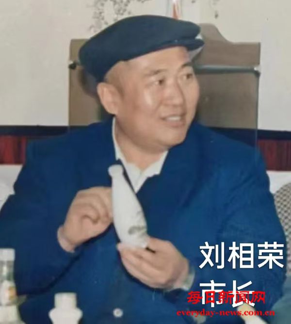 1.jpg 1.jpg