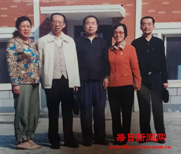 006.jpg 006.jpg