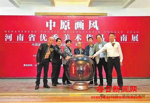 002.jpg